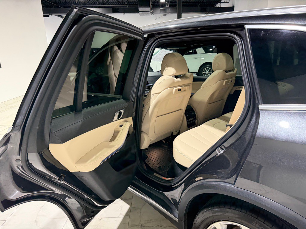 2020 BMW X5 Image 14