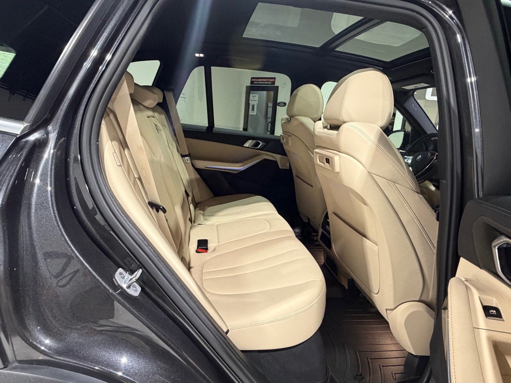 2020 BMW X5 Image 17