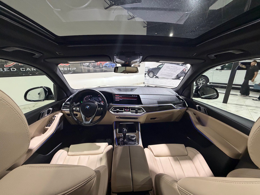 2020 BMW X5 Image 24