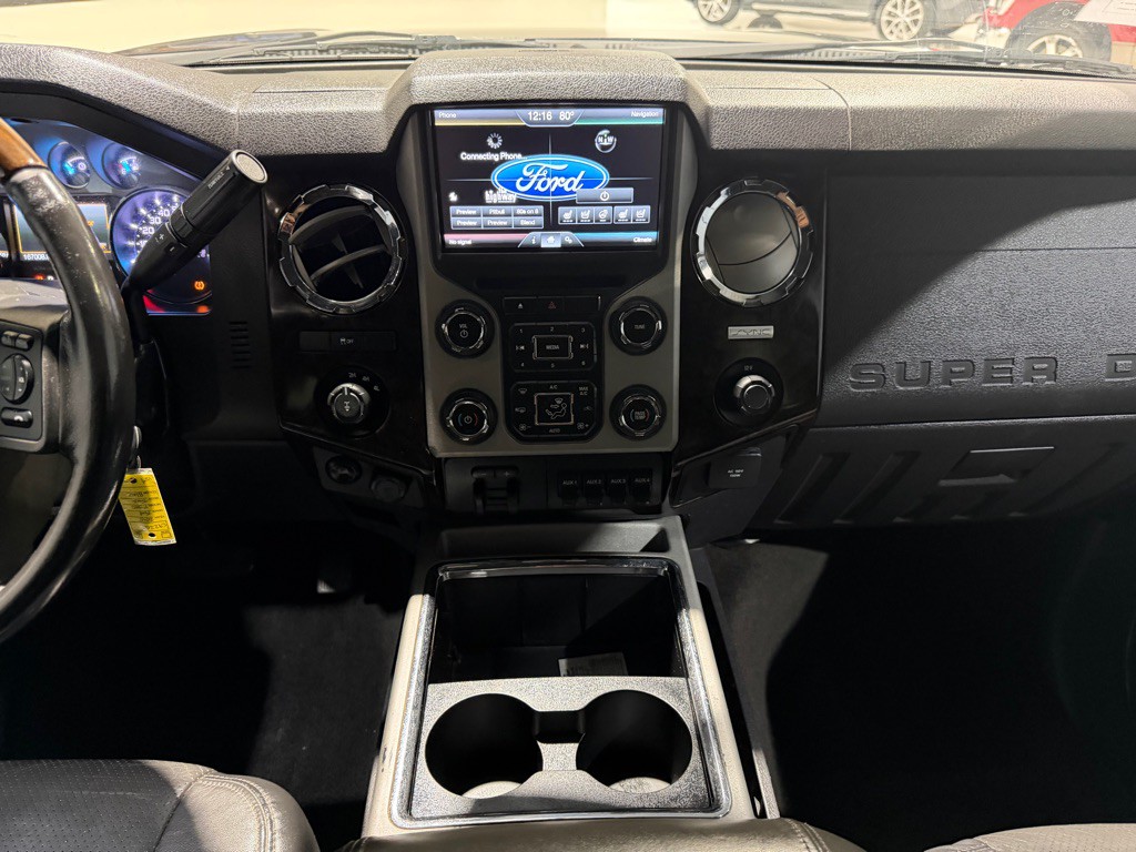 2015 Ford F-350 Image 25