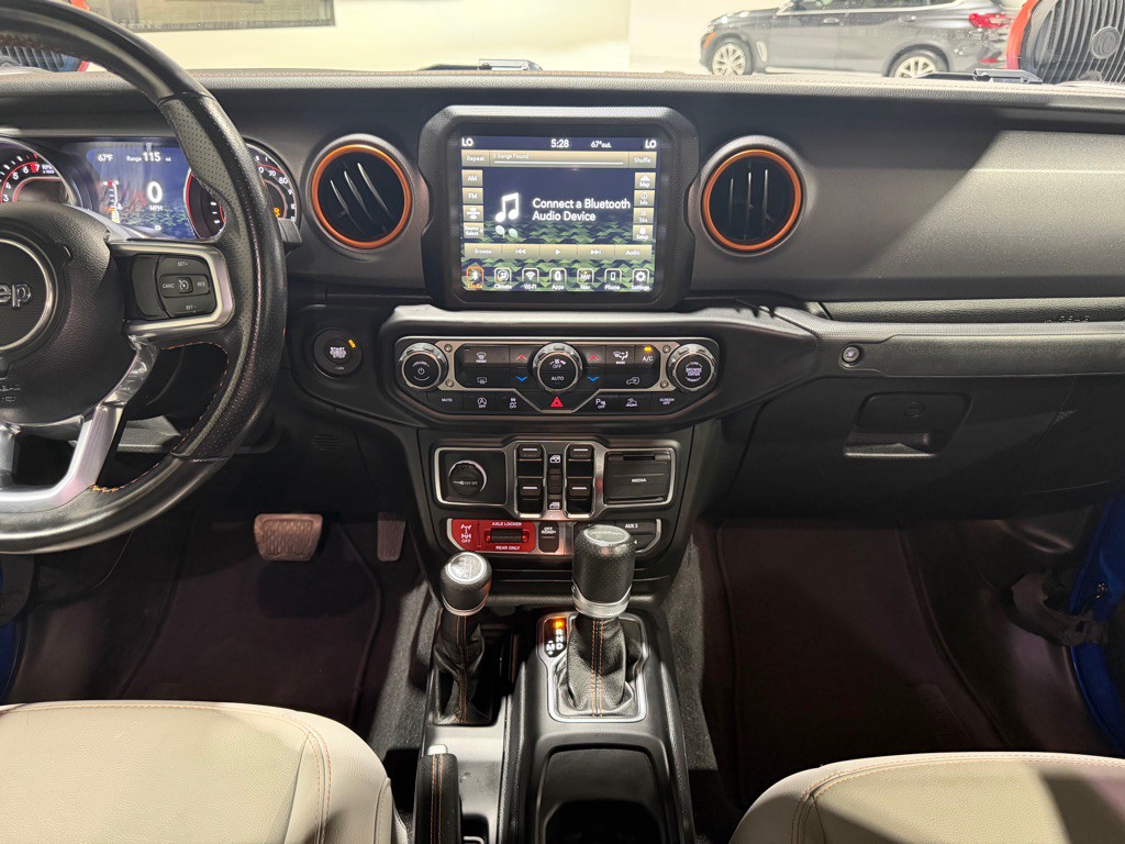 2021 Jeep Gladiator Image 25