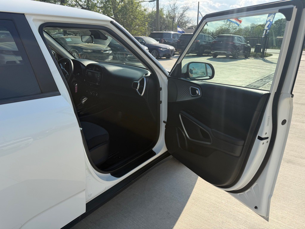 2022 Kia Soul Image 18