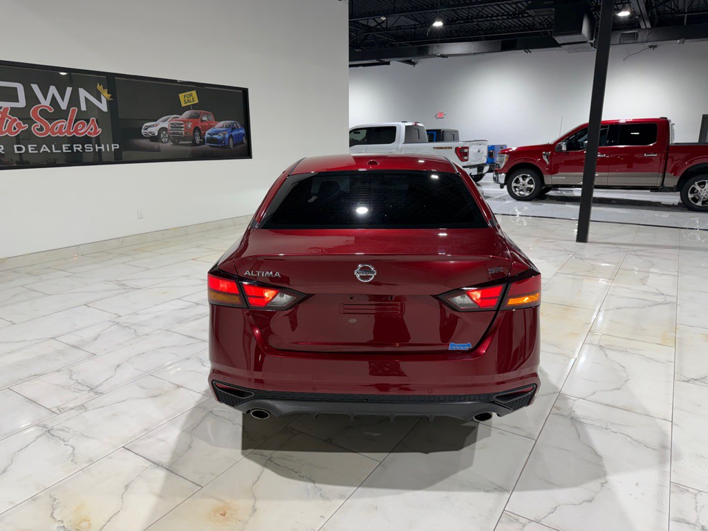 2020 Nissan Altima Image 11