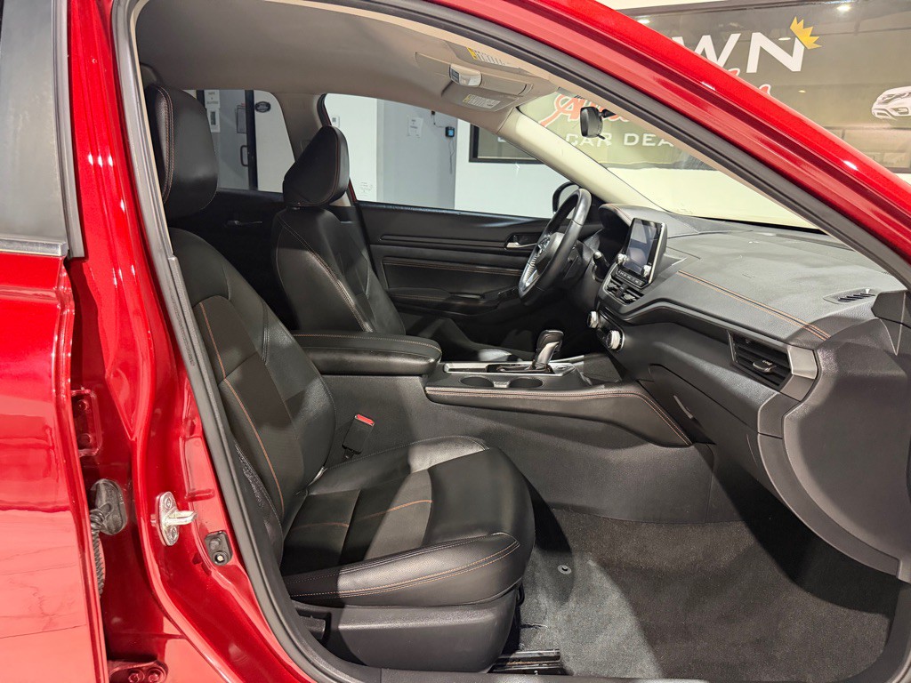 2020 Nissan Altima Image 19