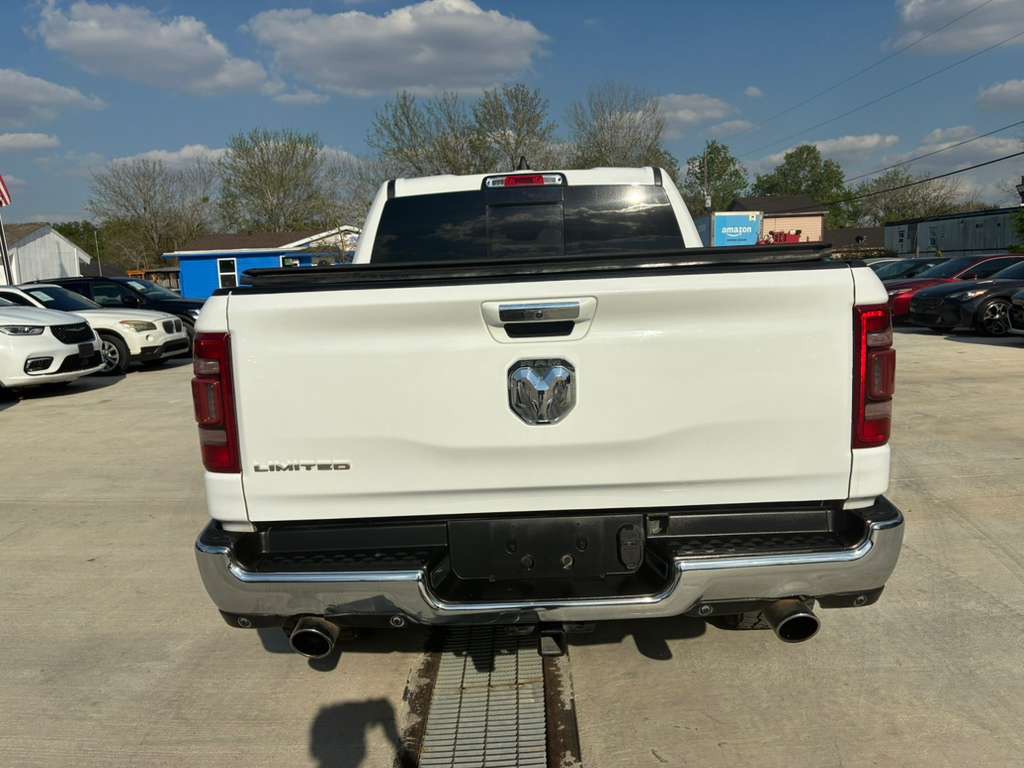 2022 RAM 1500 Image 8