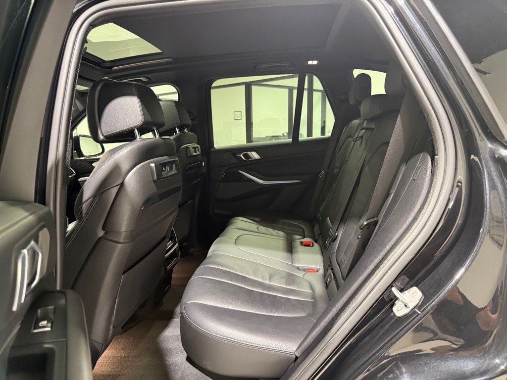 2020 BMW X5 Image 14