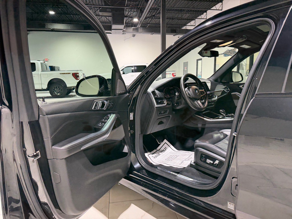 2020 BMW X5 Image 19