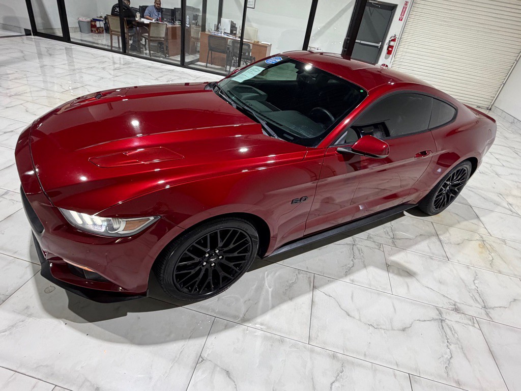 2017 Ford Mustang Image 9