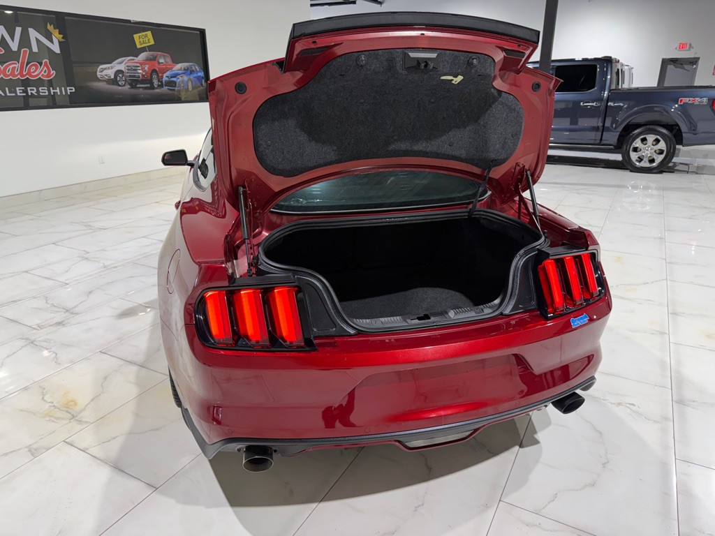 2017 Ford Mustang Image 13