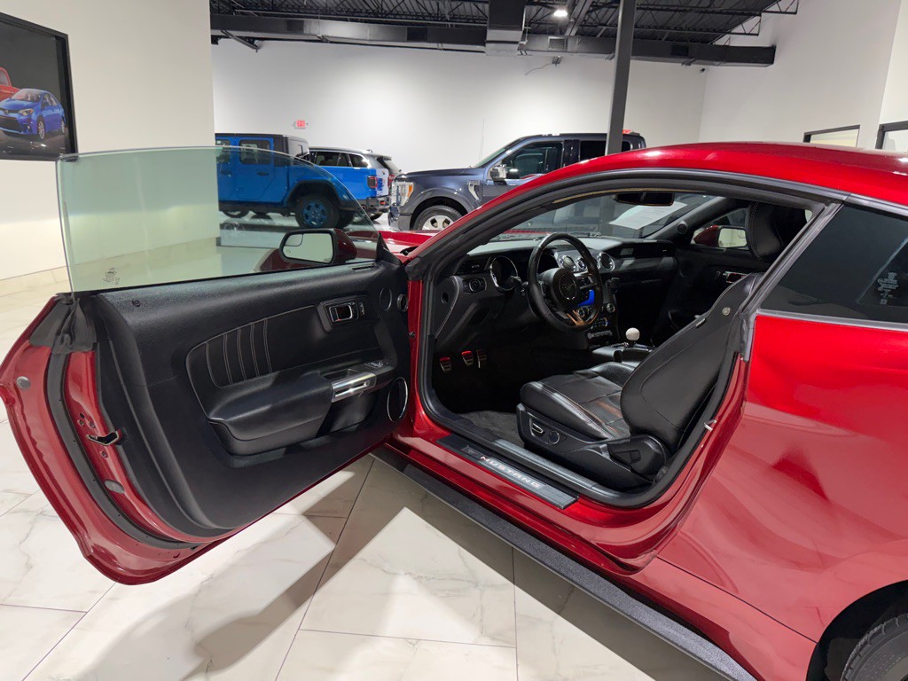 2017 Ford Mustang Image 16