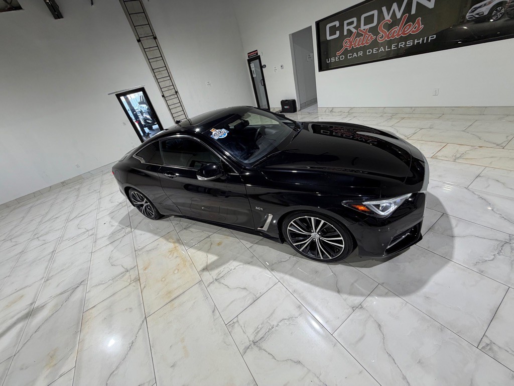 2017 INFINITI Q60 Image 6