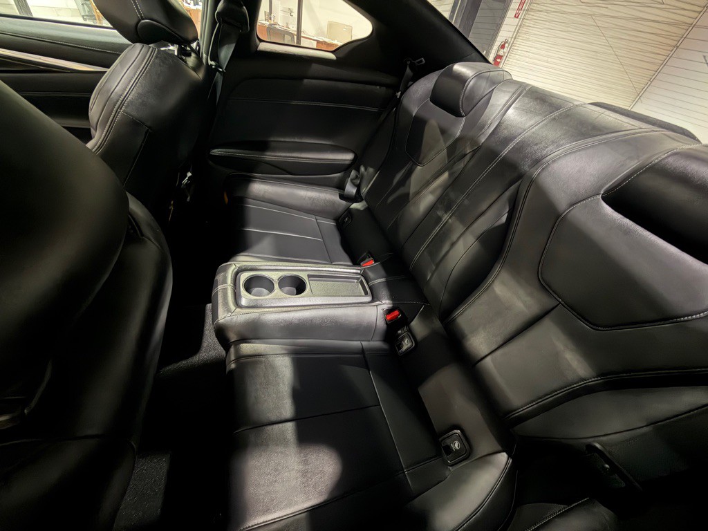 2017 INFINITI Q60 Image 21