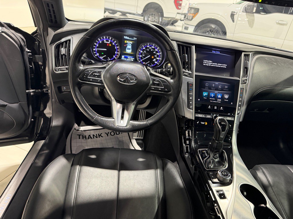 2017 INFINITI Q60 Image 26