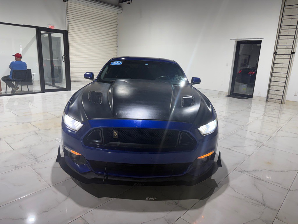 2015 Ford Mustang Image 2