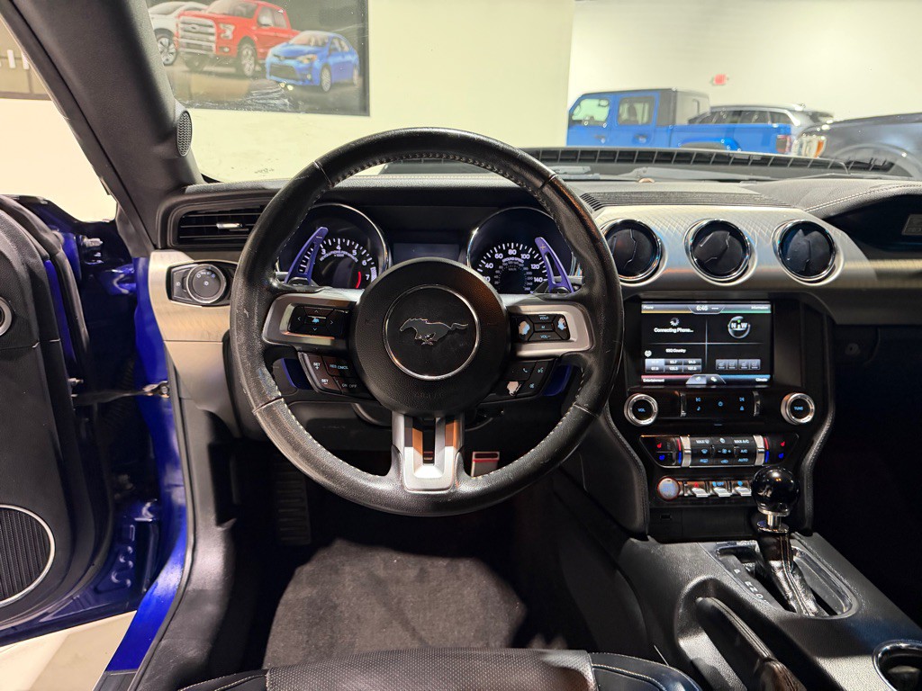 2015 Ford Mustang Image 24