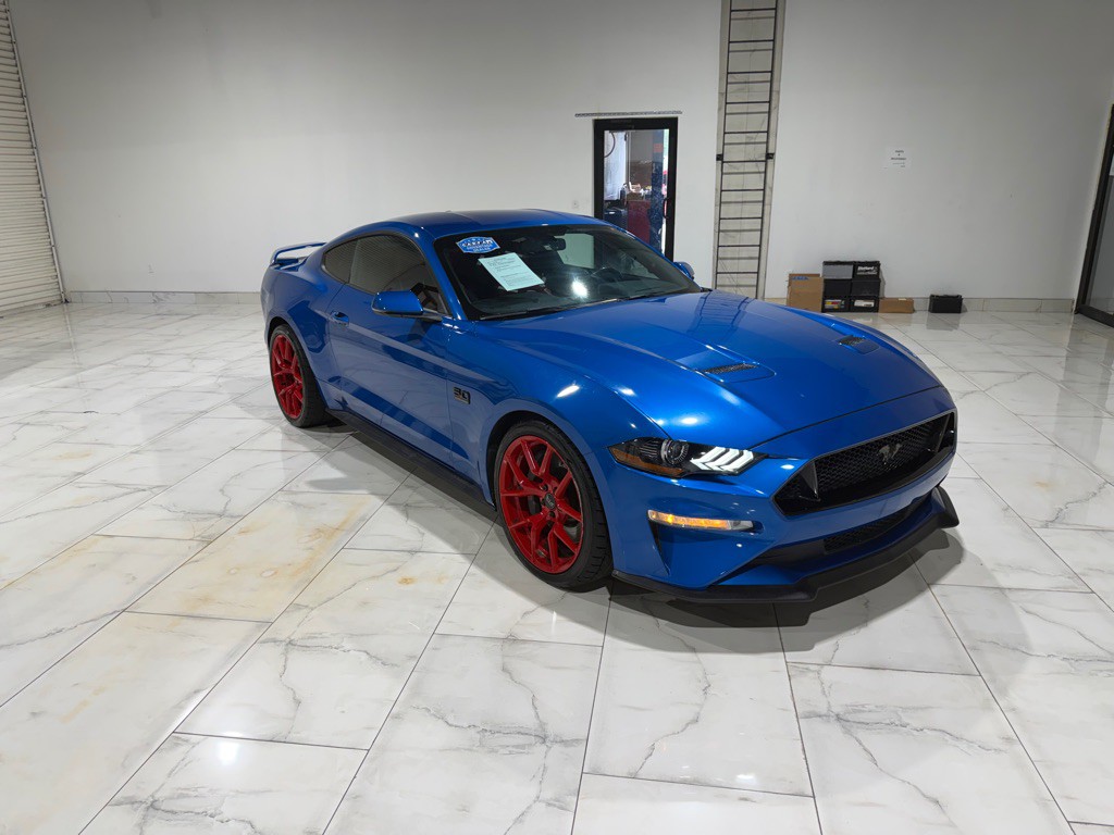 2019 Ford Mustang Image 3