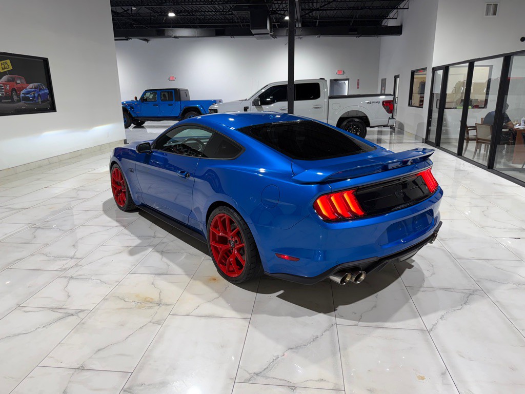2019 Ford Mustang Image 10