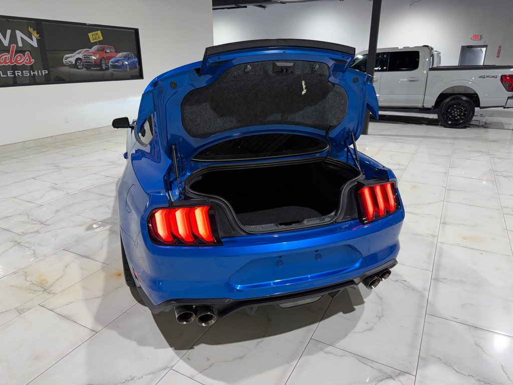 2019 Ford Mustang Image 13