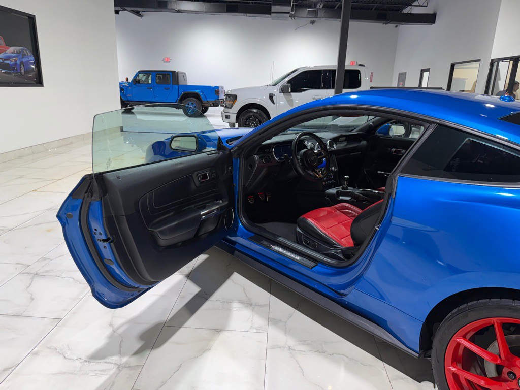 2019 Ford Mustang Image 16
