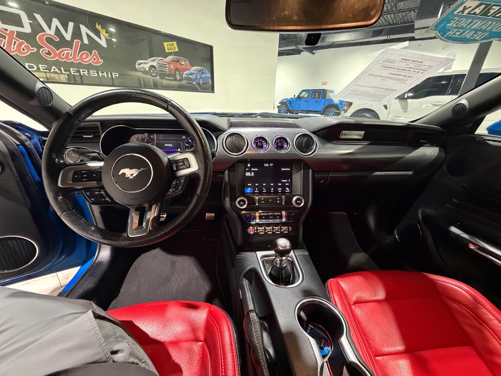 2019 Ford Mustang Image 21