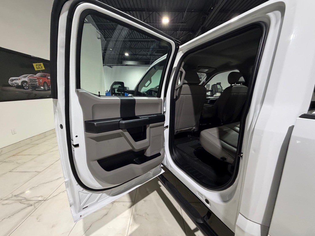 2021 Ford F-250 Image 13