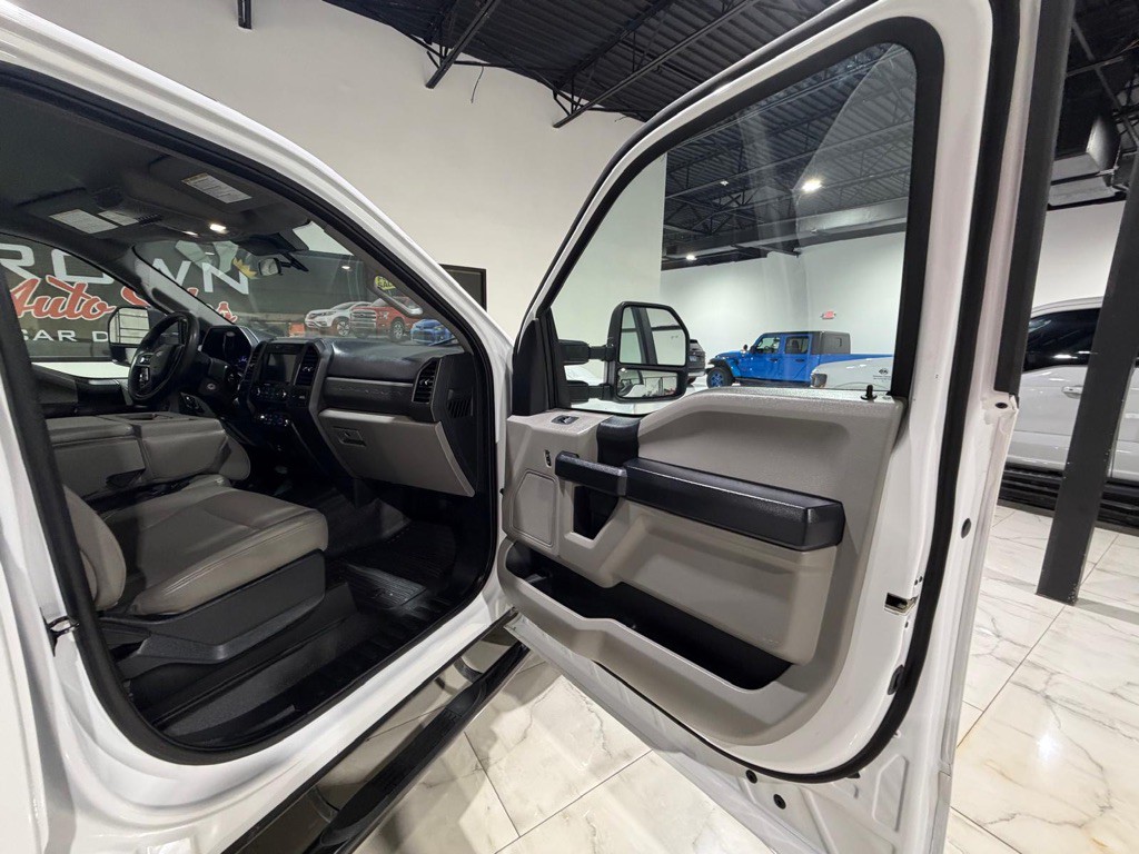 2021 Ford F-250 Image 17