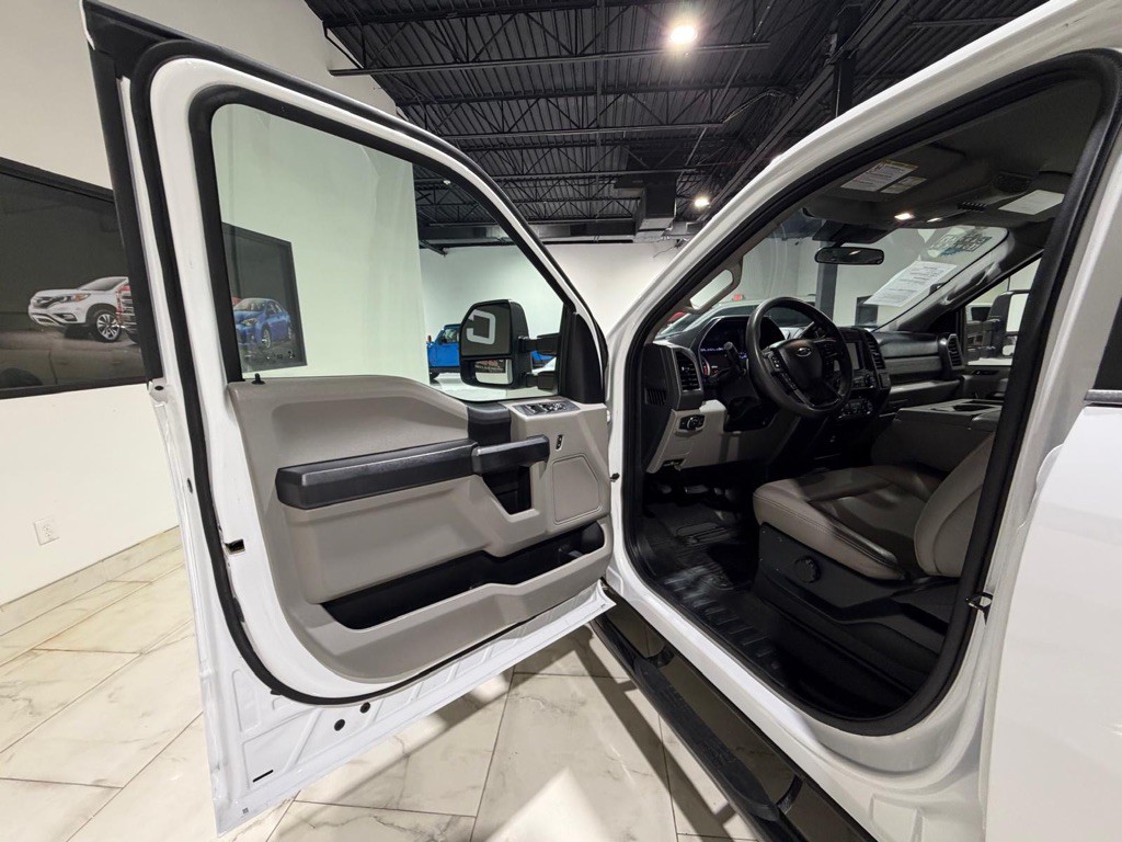 2021 Ford F-250 Image 19