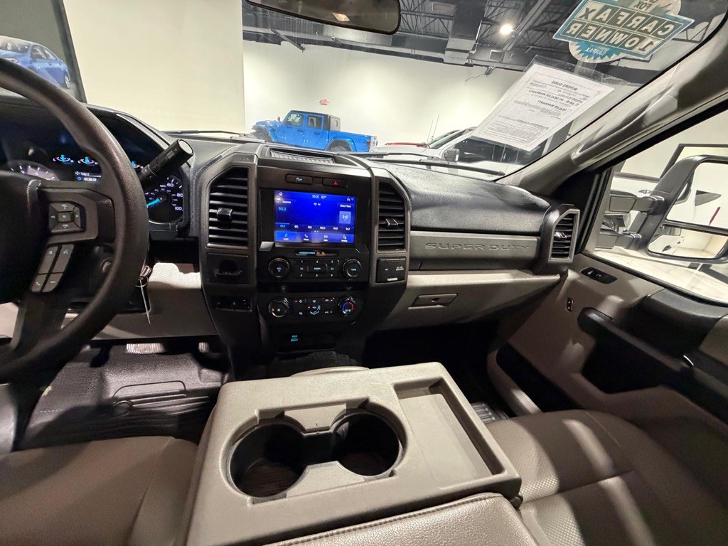 2021 Ford F-250 Image 24