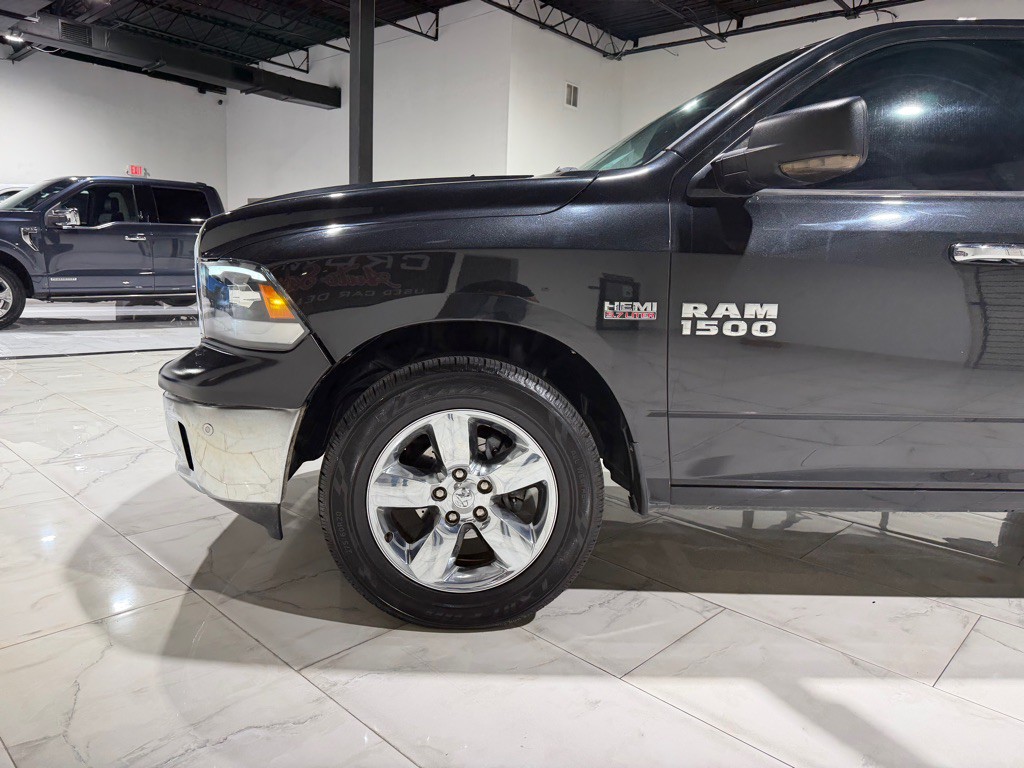 2016 RAM 1500 Image 7