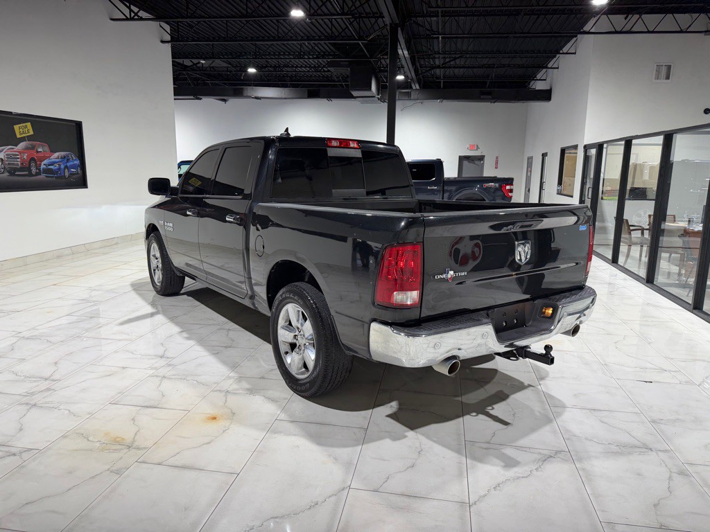 2016 RAM 1500 Image 12