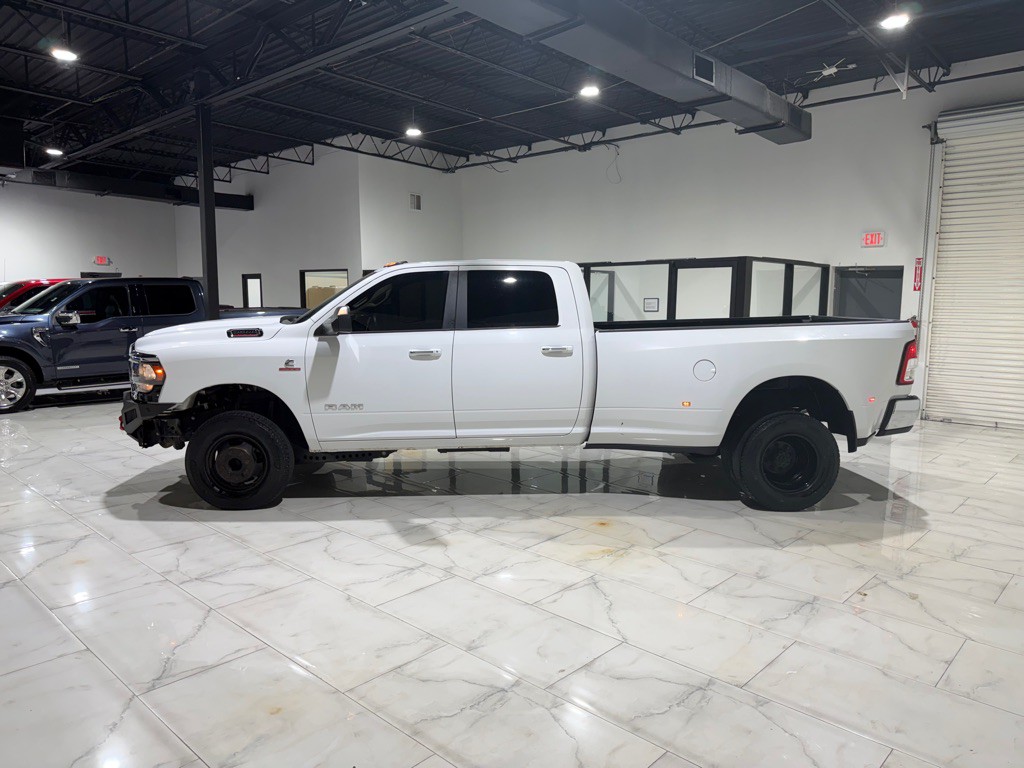 2019 RAM 3500 Image 9
