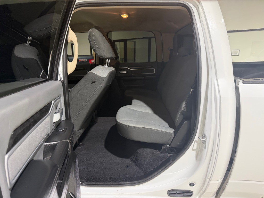 2019 RAM 3500 Image 17