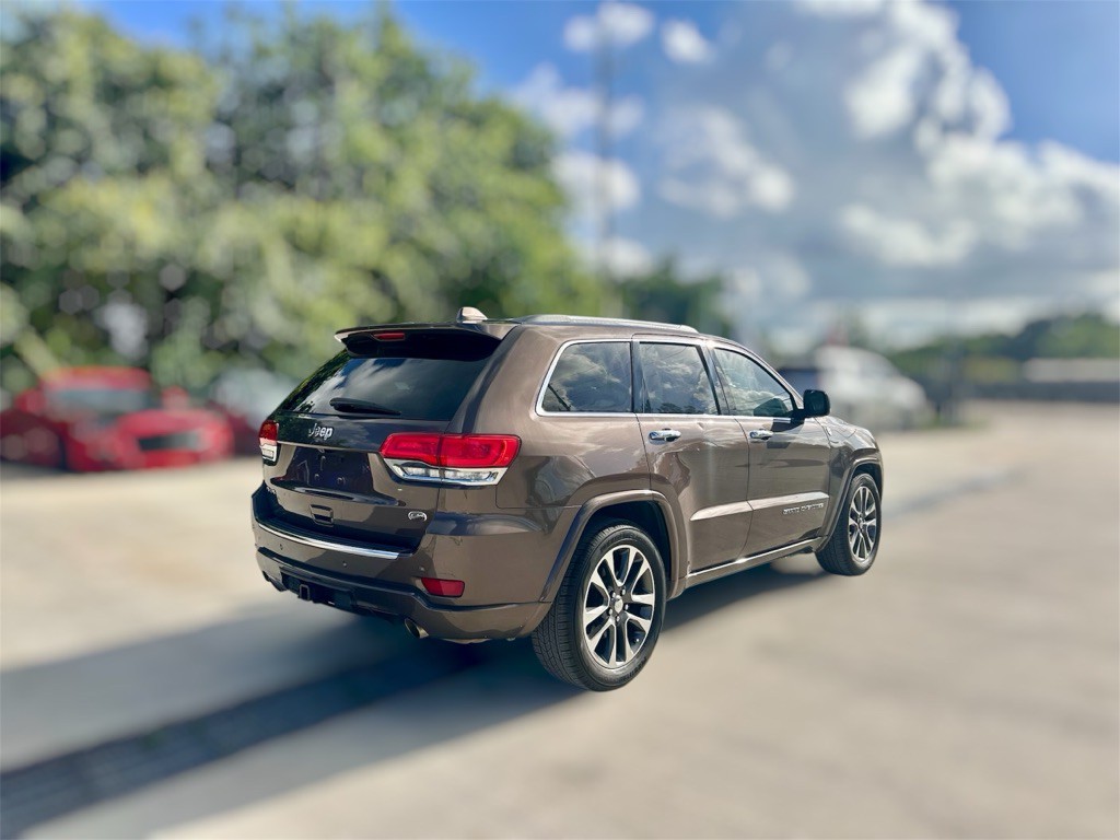 2018 Jeep Grand Cherokee Image 9