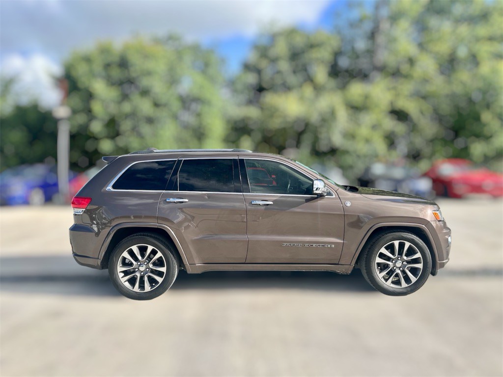2018 Jeep Grand Cherokee Image 11