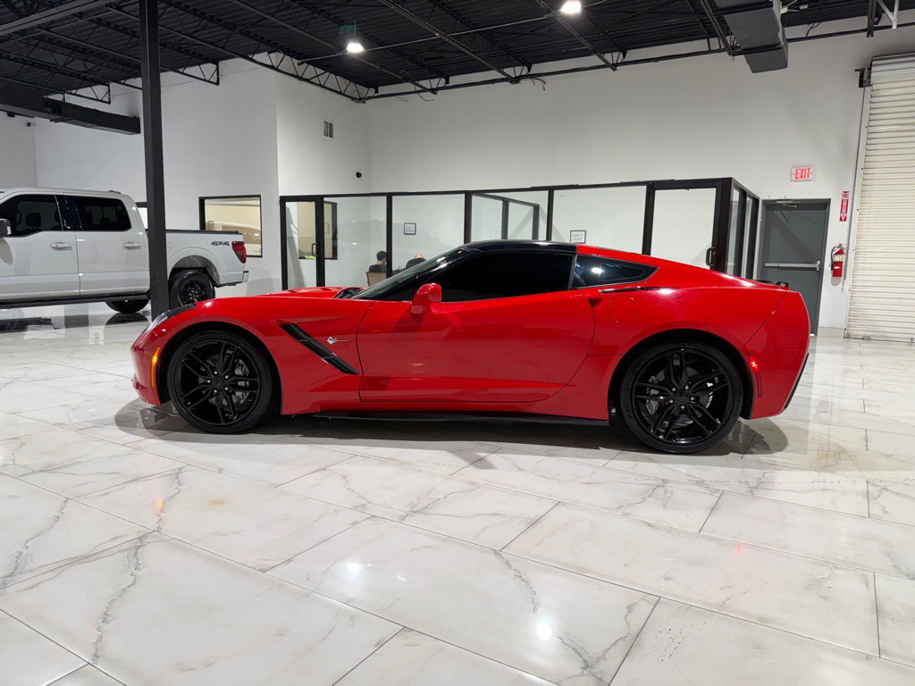 2016 Chevrolet Corvette Image 8