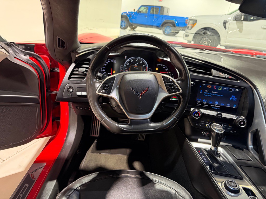 2016 Chevrolet Corvette Image 25