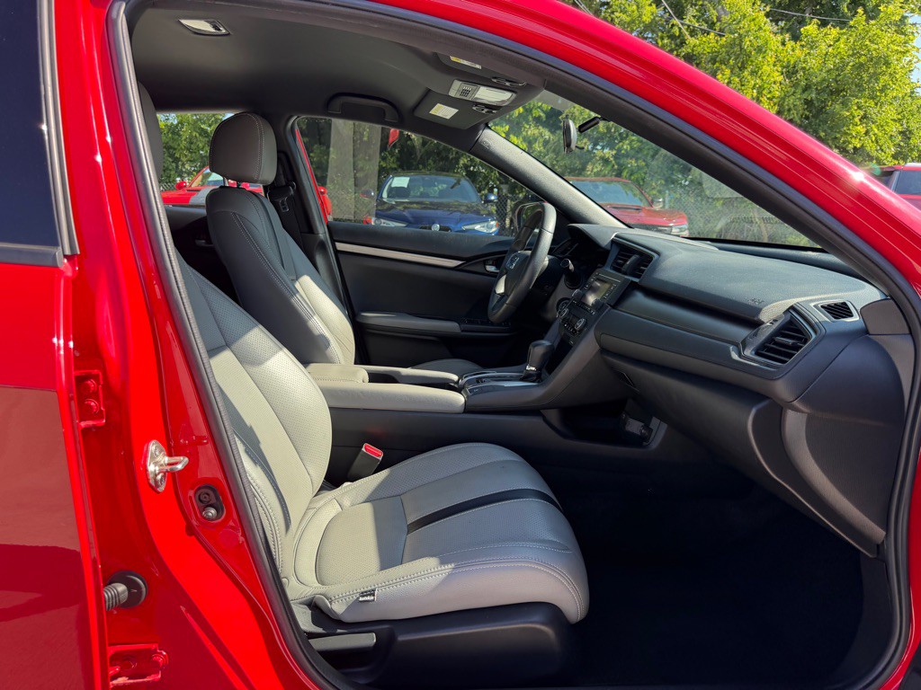 2017 Honda Civic Image 19