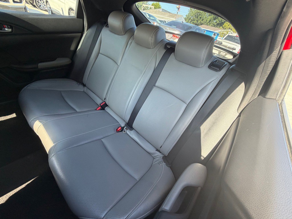 2017 Honda Civic Image 23