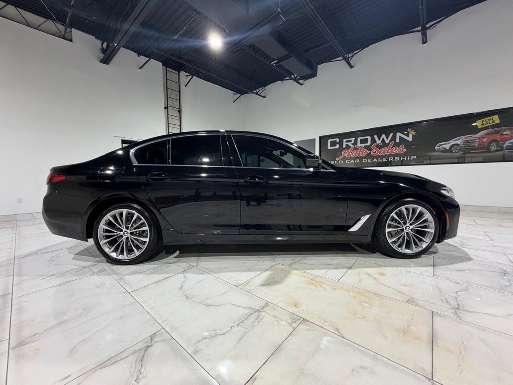 2023 BMW 5 Series Image 8