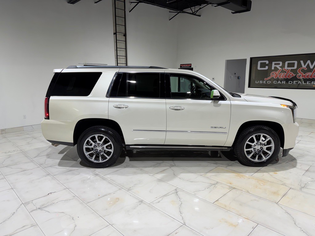 2015 GMC Yukon Image 9