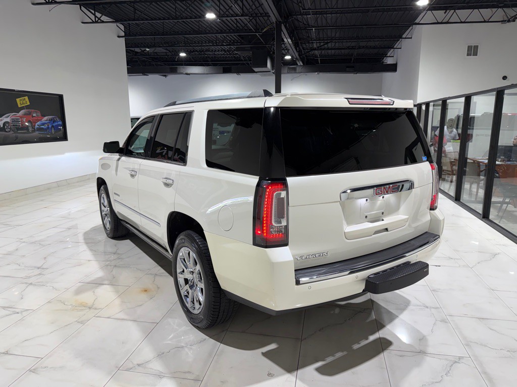 2015 GMC Yukon Image 12