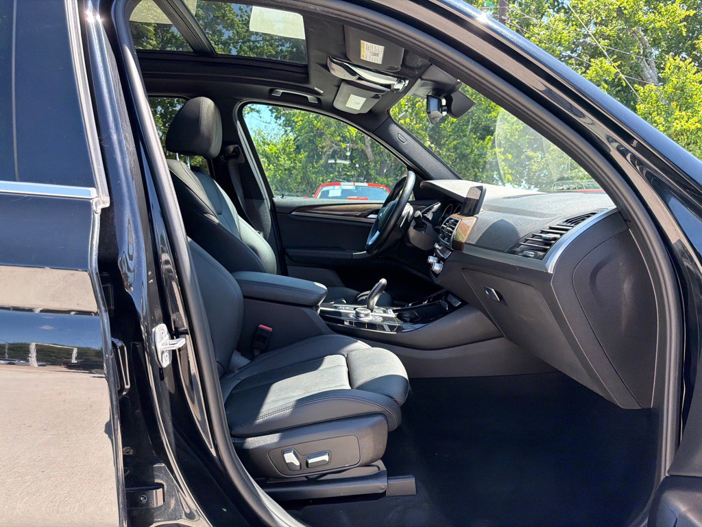 2021 BMW X3 Image 19