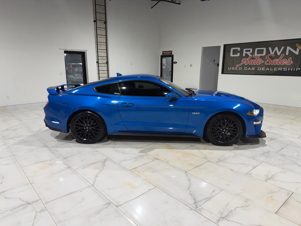 2020 Ford Mustang Image 8