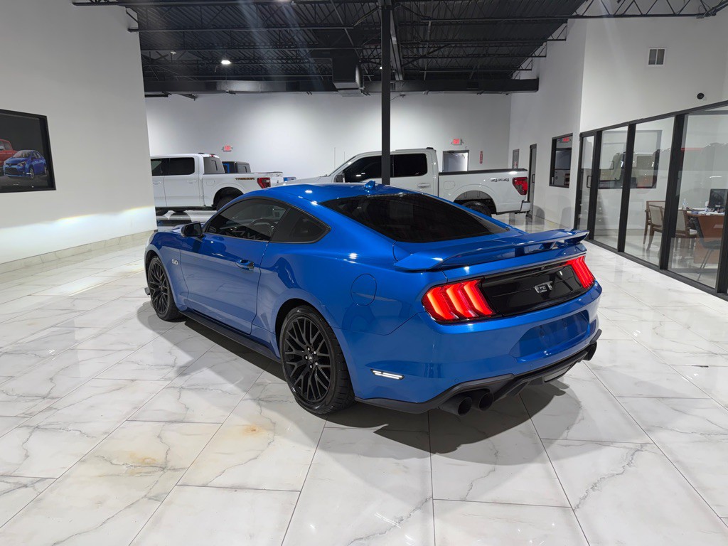 2020 Ford Mustang Image 12