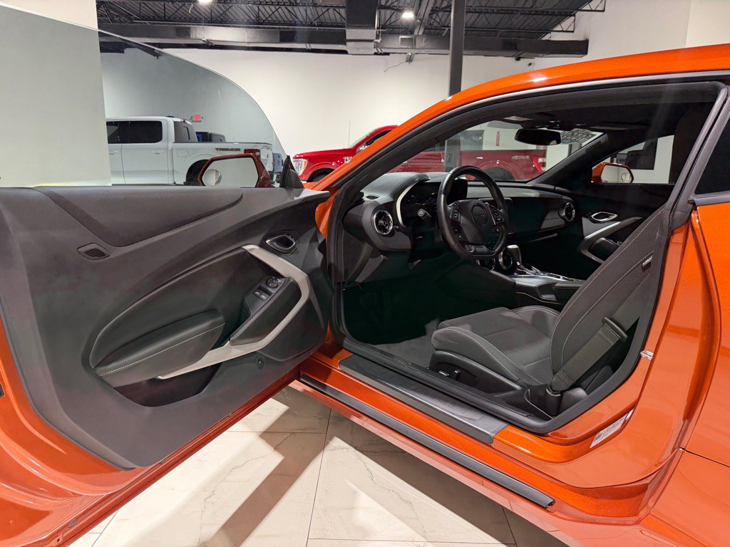 2024 Chevrolet Camaro Image 16