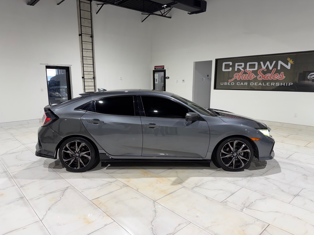 2018 Honda Civic Image 8