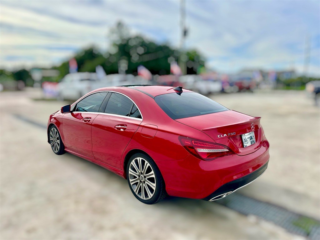 2018 Mercedes-Benz CLA-Class Image 12