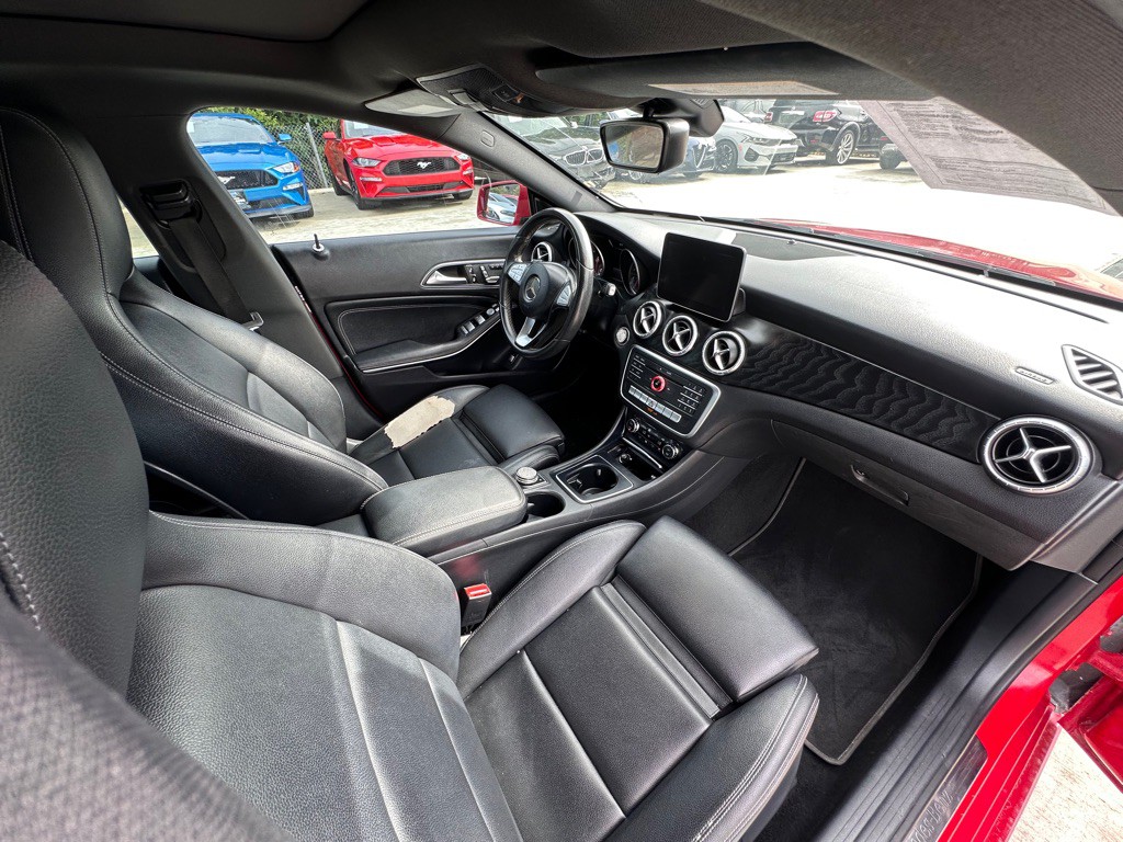 2018 Mercedes-Benz CLA-Class Image 29