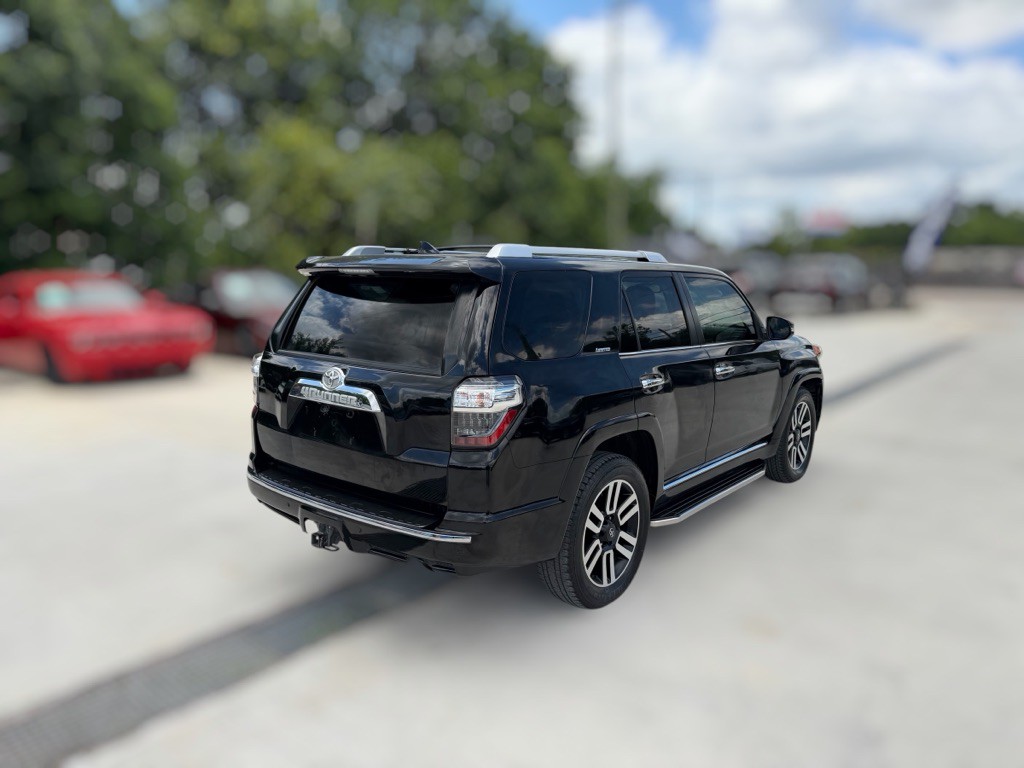 2016 Toyota 4Runner Image 10