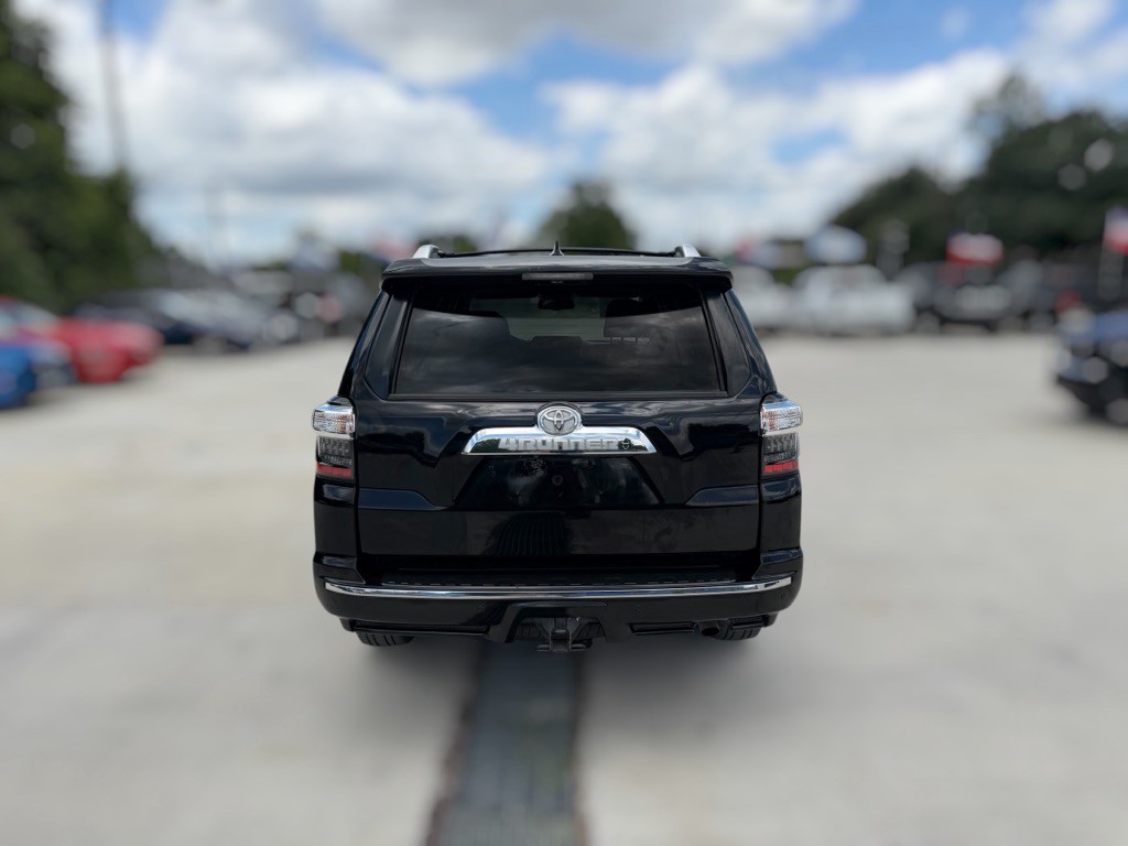 2016 Toyota 4Runner Image 11